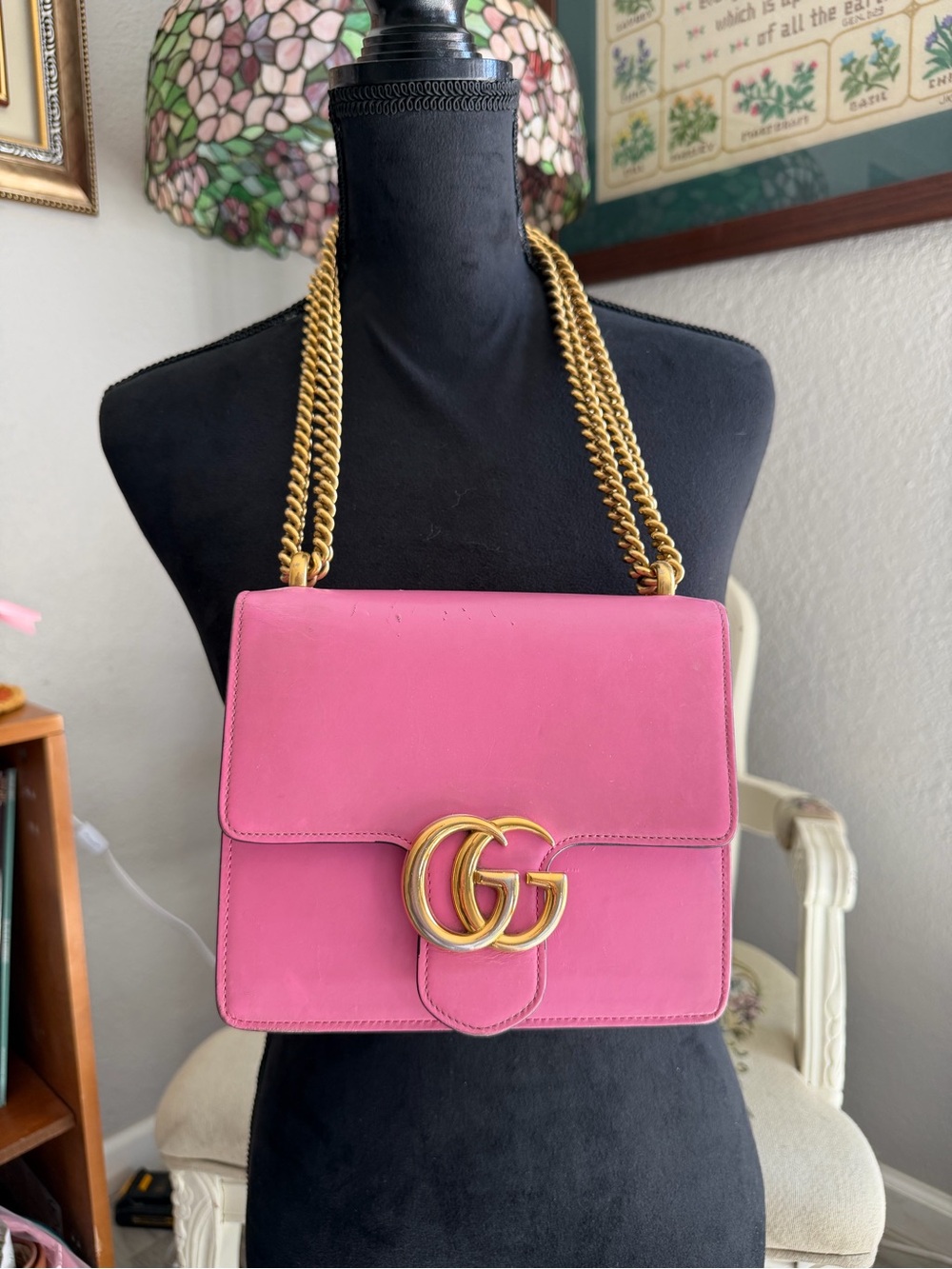 Gucci Pink Leather Shoulder Bag with Double G Chain Strap